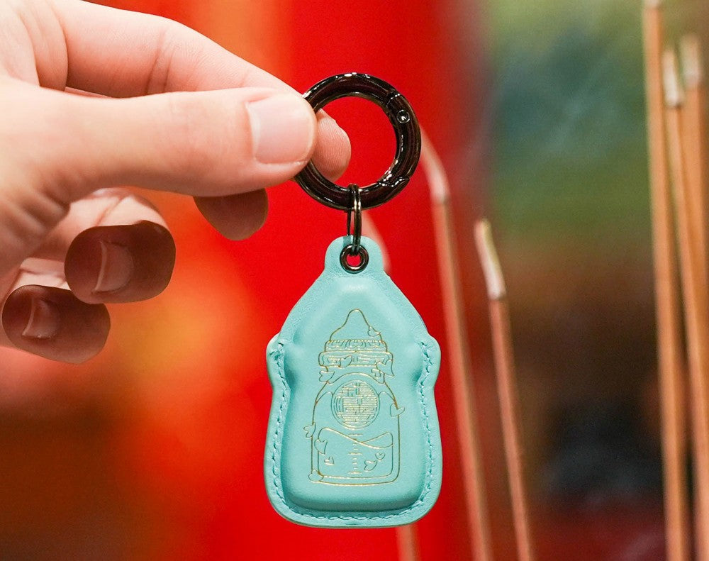 Endless Blessings Amulet Keychain: Welcome New Life with Hope for 2025 Year of Snake